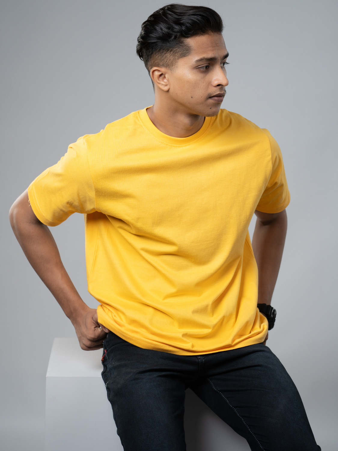 Yellow Model Male
