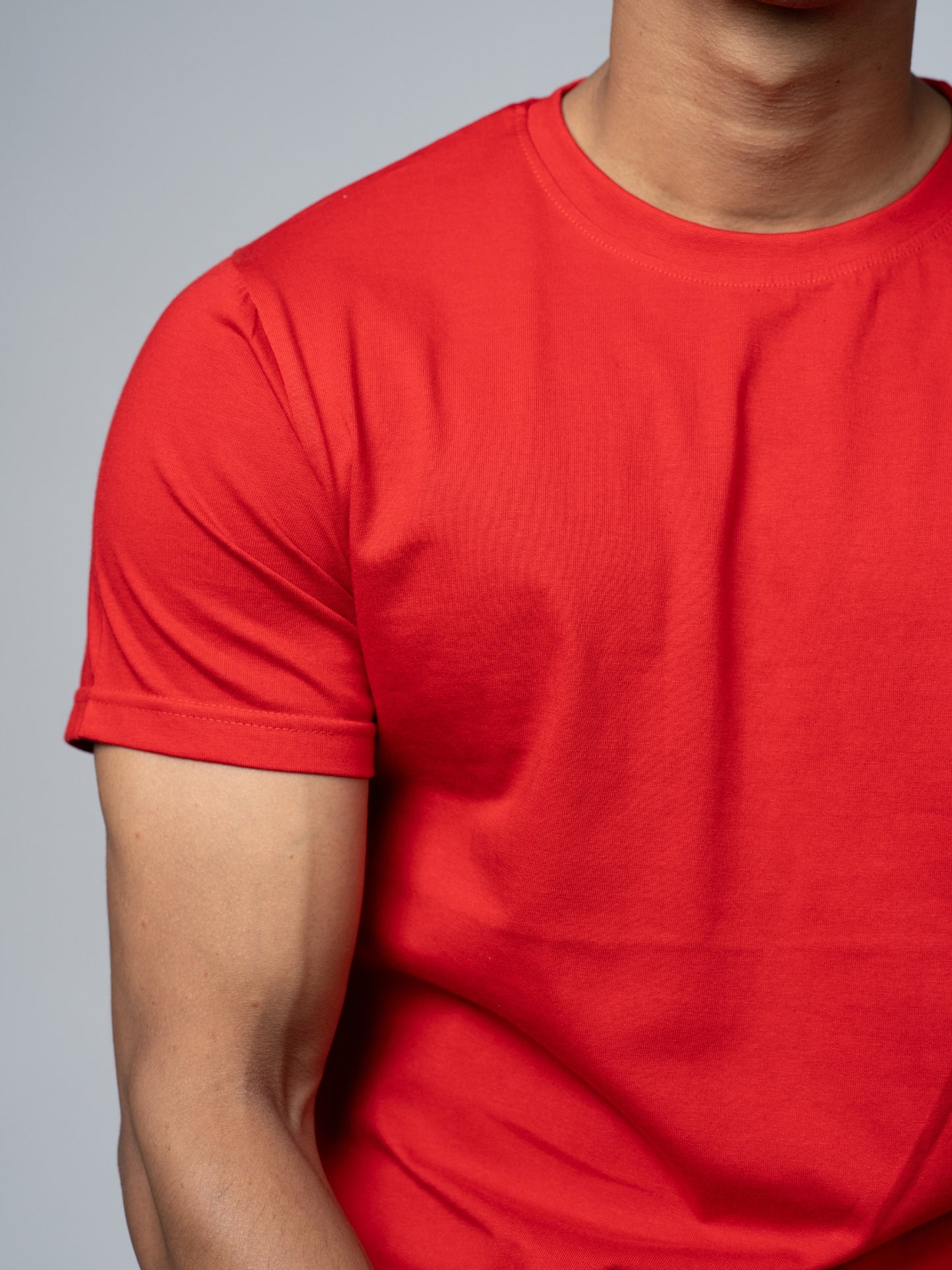 Roads to India® Men's Cotton Casual T-Shirt – Premium Plain T-Shirt | Unisex Fit (Regular)| 180 GSM | Half Sleeve, Round Neck | S–5XL | White, Black, Nevy Blue, Red, Golden Yellow, Olive Green, Grey