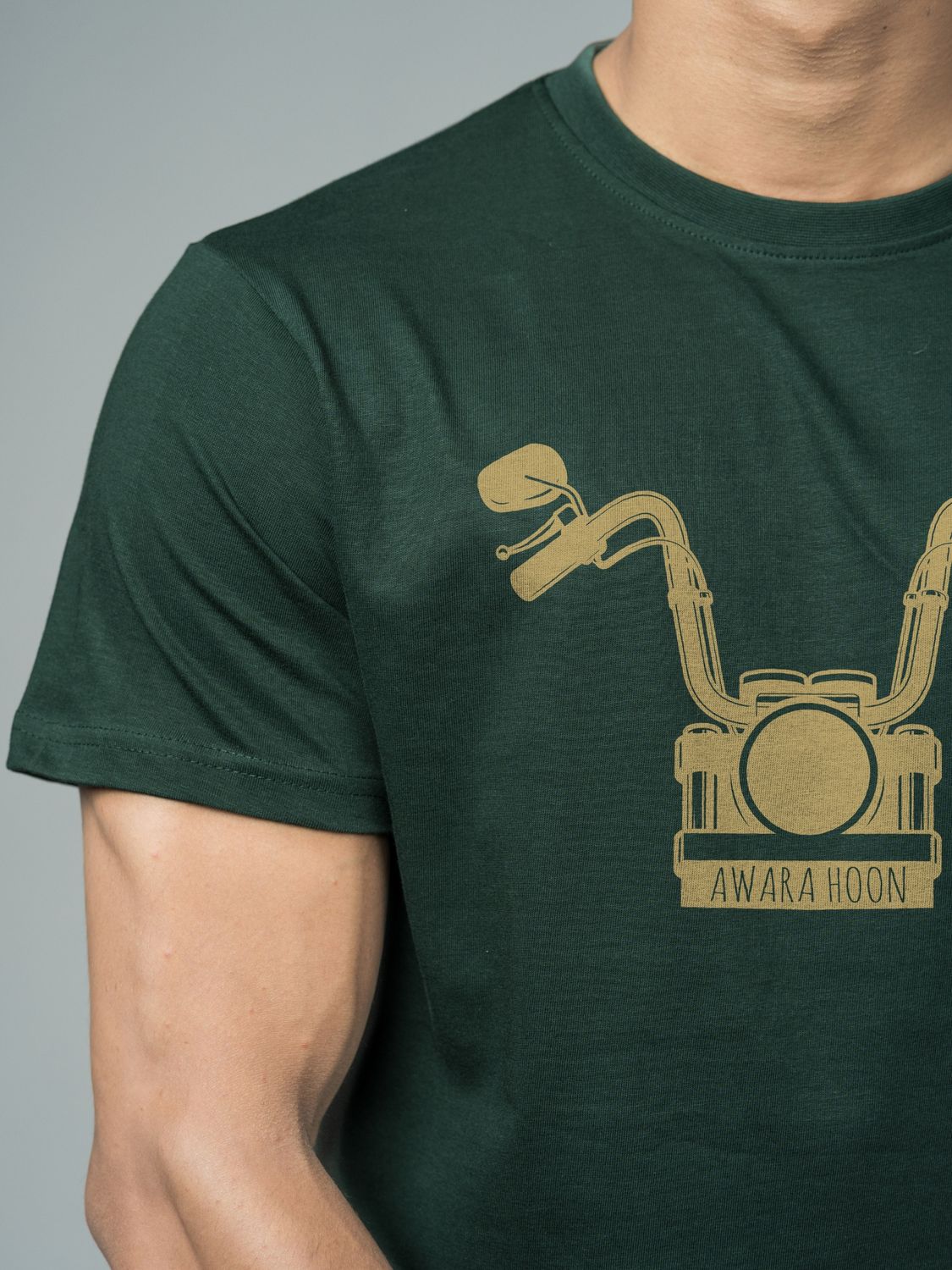 Roads to India® Men's Pure Cotton Trekking T-Shirt – Aawara Hoon Graphic Tee | Unisex Regular & Oversized Fit | 180/220 GSM | Half Sleeve Round Neck | S–5XL | White, Green, Yellow