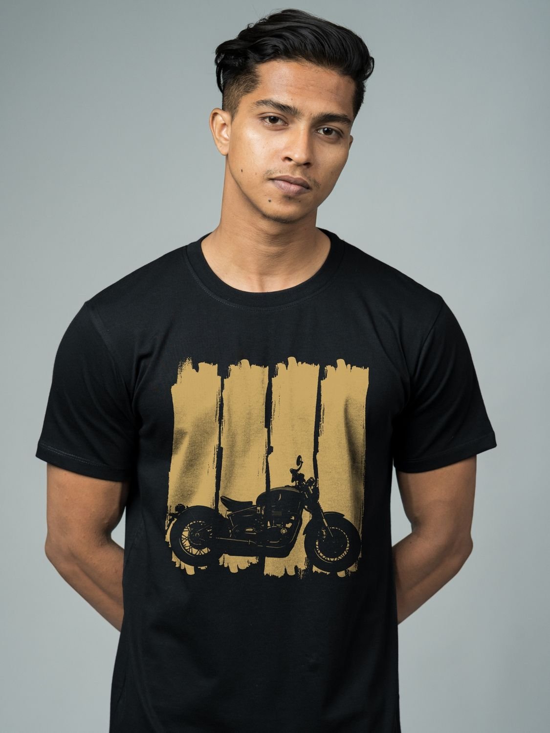 Roads to India® T-Shirt for Men – 100% Cotton Ladakh Motorcycle Rider Half Sleeve Round Neck Graphic Print Tee | Regular & Oversized Fit | 180/220 GSM | S–5XL | Black, Navy Blue