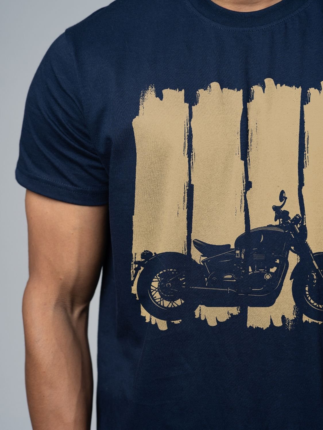 Roads to India® T-Shirt for Men – 100% Cotton Ladakh Motorcycle Rider Half Sleeve Round Neck Graphic Print Tee | Regular & Oversized Fit | 180/220 GSM | S–5XL | Black, Navy Blue