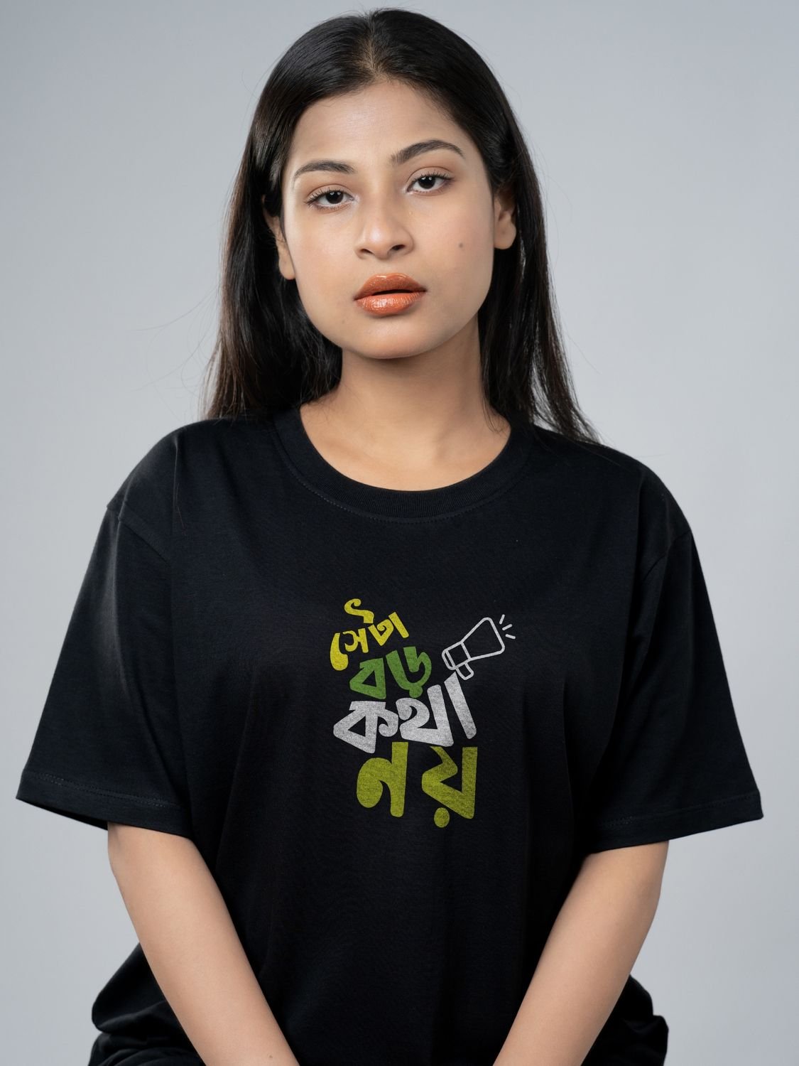 Roads to India® Bengali T-Shirt for Men – 100% Cotton Seta Boro Kotha Noy Bengali T-Shirt | Round Graphic Print Neck Half Sleeve | Unisex Regular & Oversized Fit | 180/220 GSM | S–5XL | Black