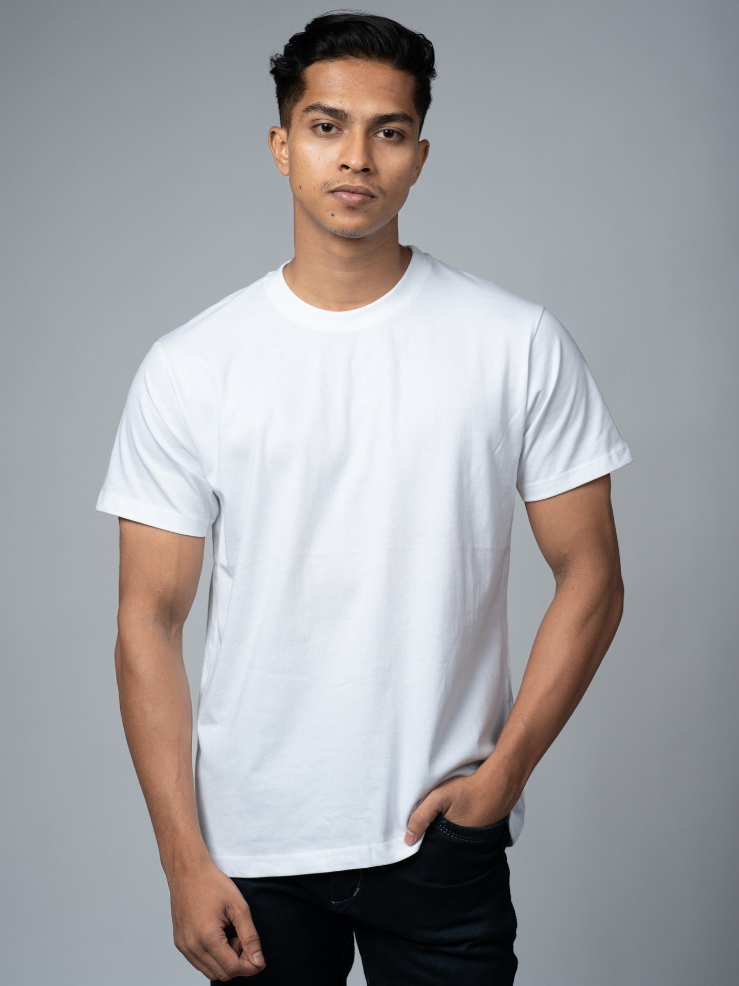 Roads to India® Men's Cotton Casual T-Shirt – Premium Plain T-Shirt | Unisex Fit (Regular)| 180 GSM | Half Sleeve, Round Neck | S–5XL | White, Black, Nevy Blue, Red, Golden Yellow, Olive Green, Grey