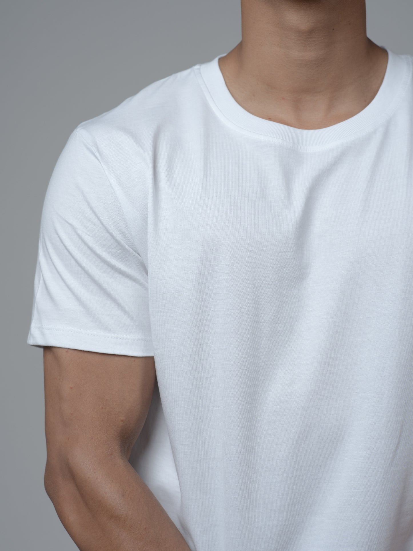 Roads to India® Men's Cotton Casual T-Shirt – Premium Plain T-Shirt | Unisex Fit (Regular)| 180 GSM | Half Sleeve, Round Neck | S–5XL | White, Black, Nevy Blue, Red, Golden Yellow, Olive Green, Grey