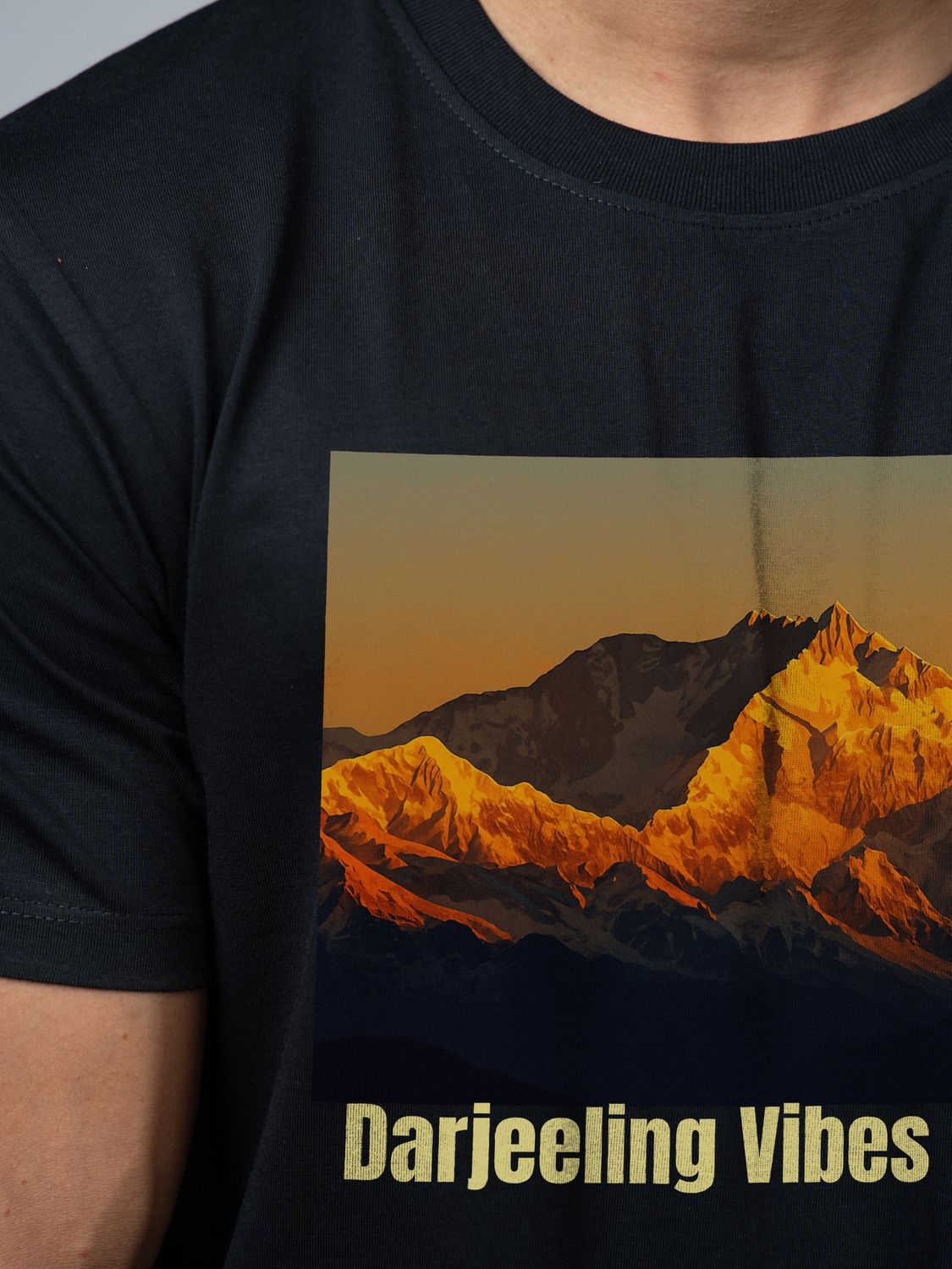 Roads to India® Pure Cotton Regular, Oversized Travel t-shirt for Men - Darjeeling - Unisex Round Neck Printed Casual fit Drop Shoulder 180-220 GSM | S - 5XL | Black