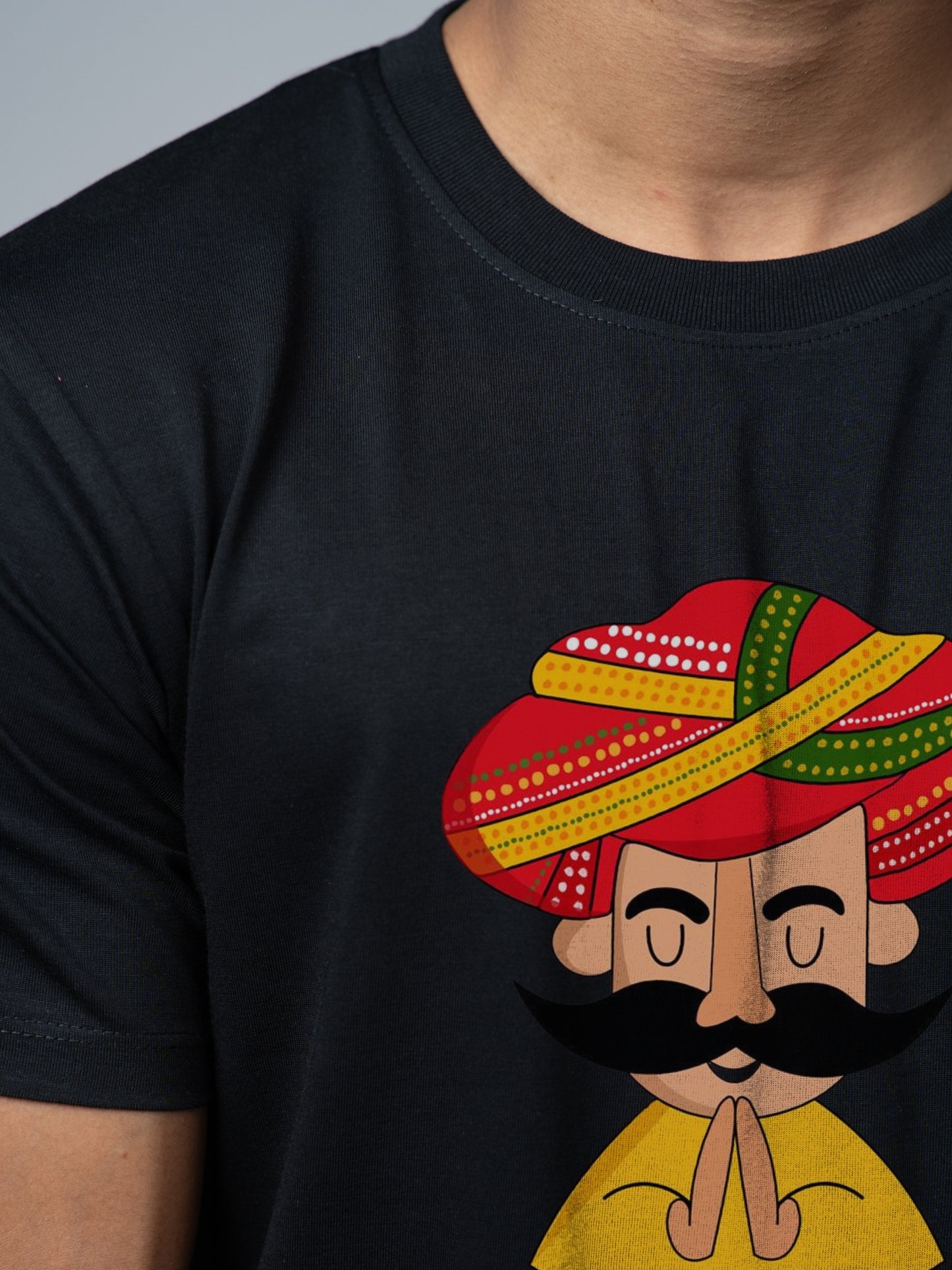 Roads to India® T-Shirt for Men – 100% Cotton Welcome to Rajasthan Unisex Half Sleeve Round Neck Graphic Print Tee | Regular & Oversized Fit | 180/220 GSM | S–5XL | White, Golden Yellow