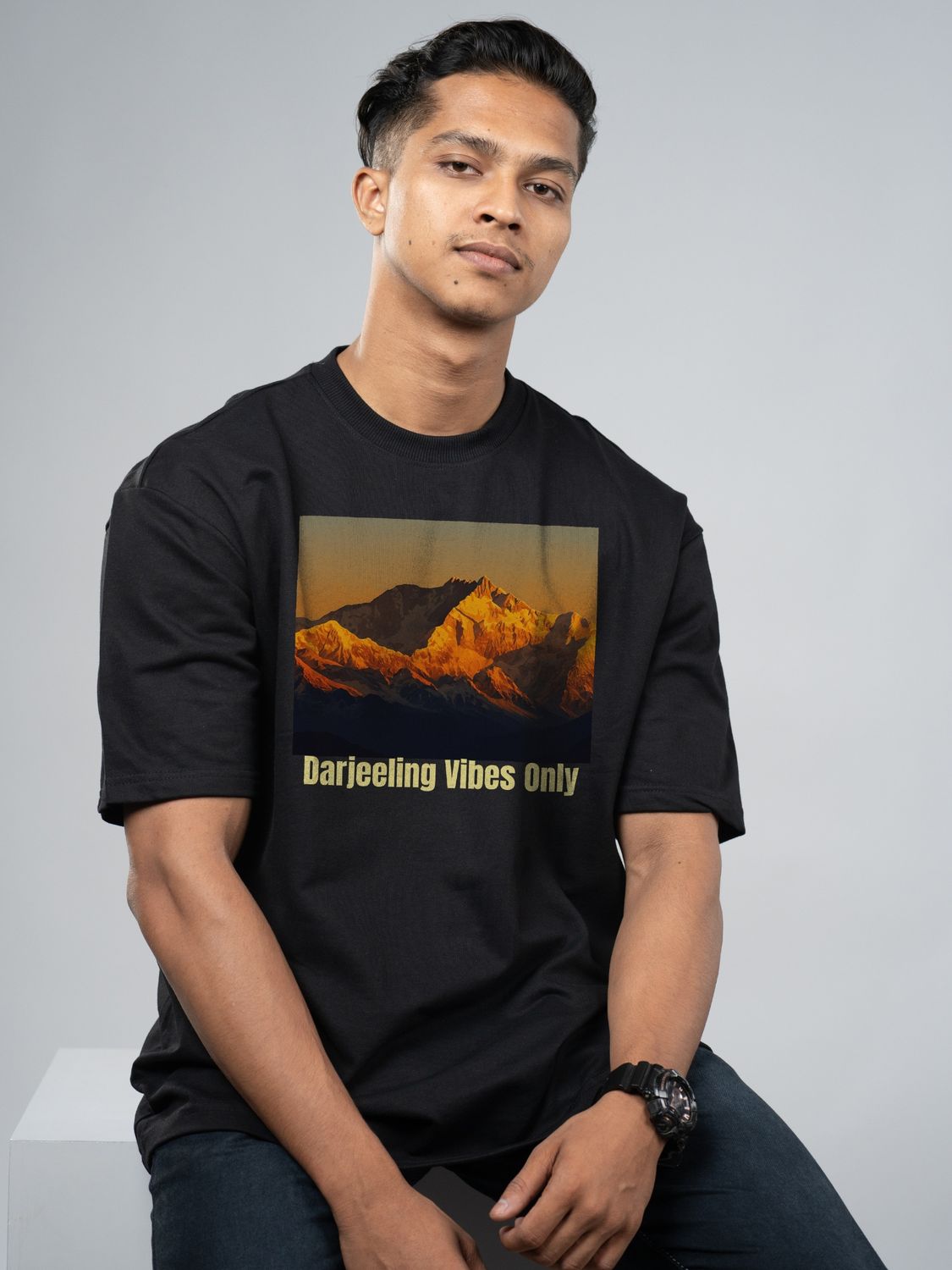 Roads to India® Pure Cotton Regular, Oversized Travel t-shirt for Men - Darjeeling - Unisex Round Neck Printed Casual fit Drop Shoulder 180-220 GSM | S - 5XL | Black