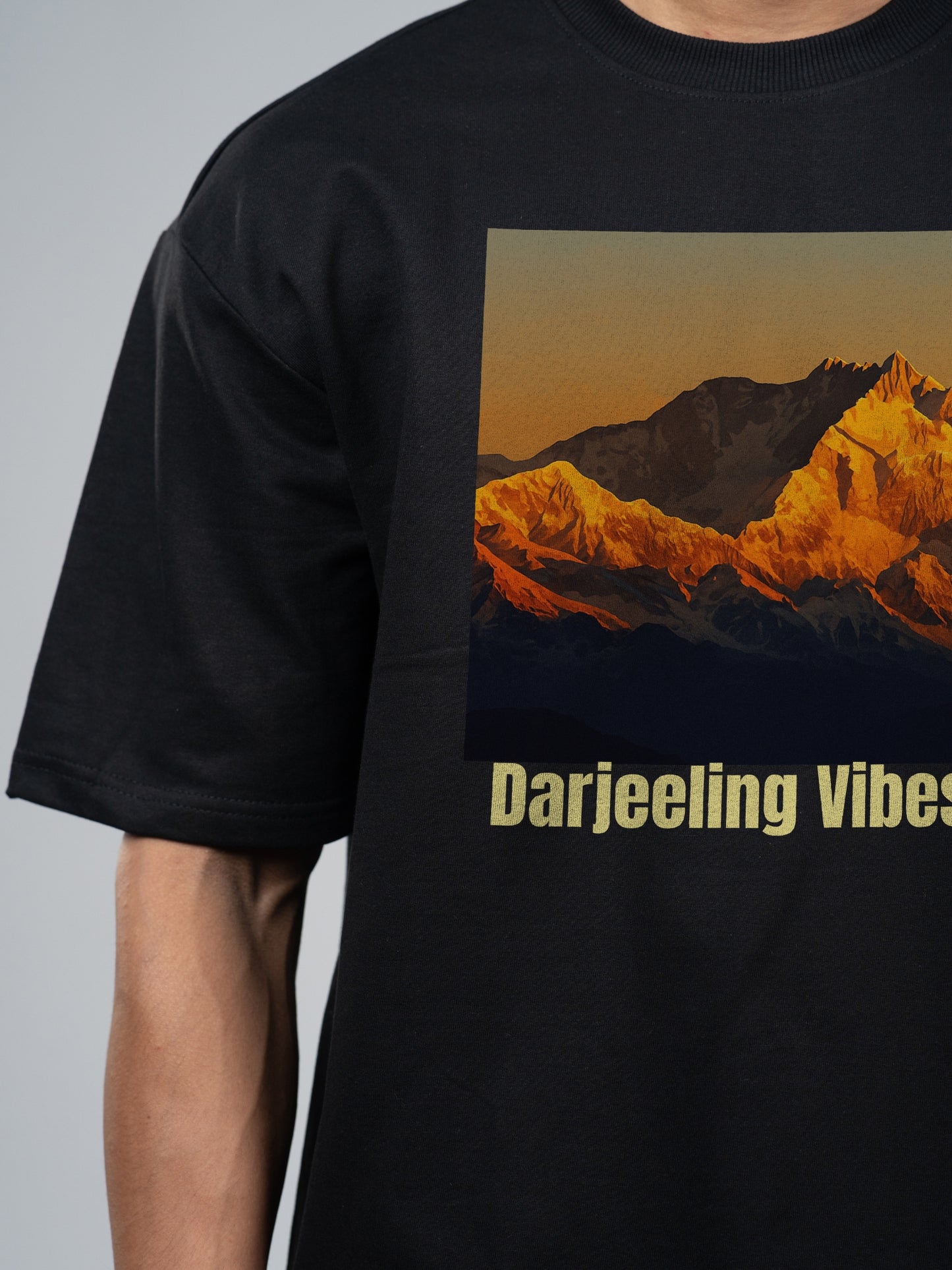 Roads to India® Pure Cotton Regular, Oversized Travel t-shirt for Men - Darjeeling - Unisex Round Neck Printed Casual fit Drop Shoulder 180-220 GSM | S - 5XL | Black