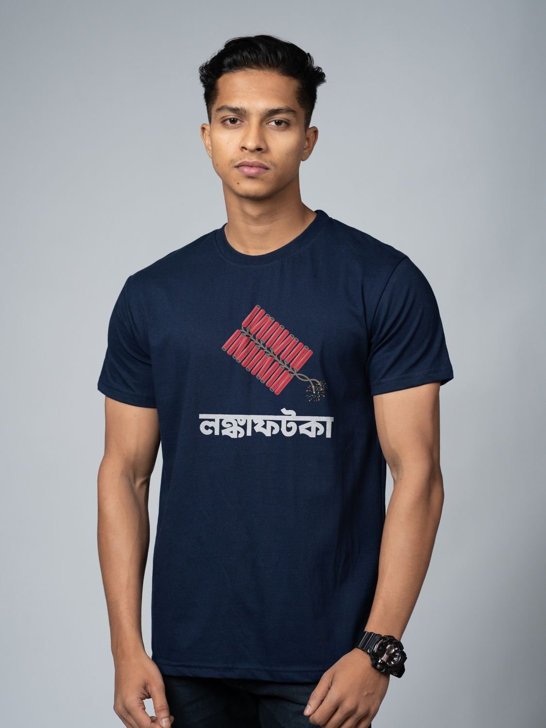 Roads to India® T-Shirt for Men – 100% Cotton Diwali Crackers Half Sleeve Round Neck Graphic Print Tee | Unisex Regular & Oversized Fit | 180/220 GSM | S–5XL | Black, Navy Blue