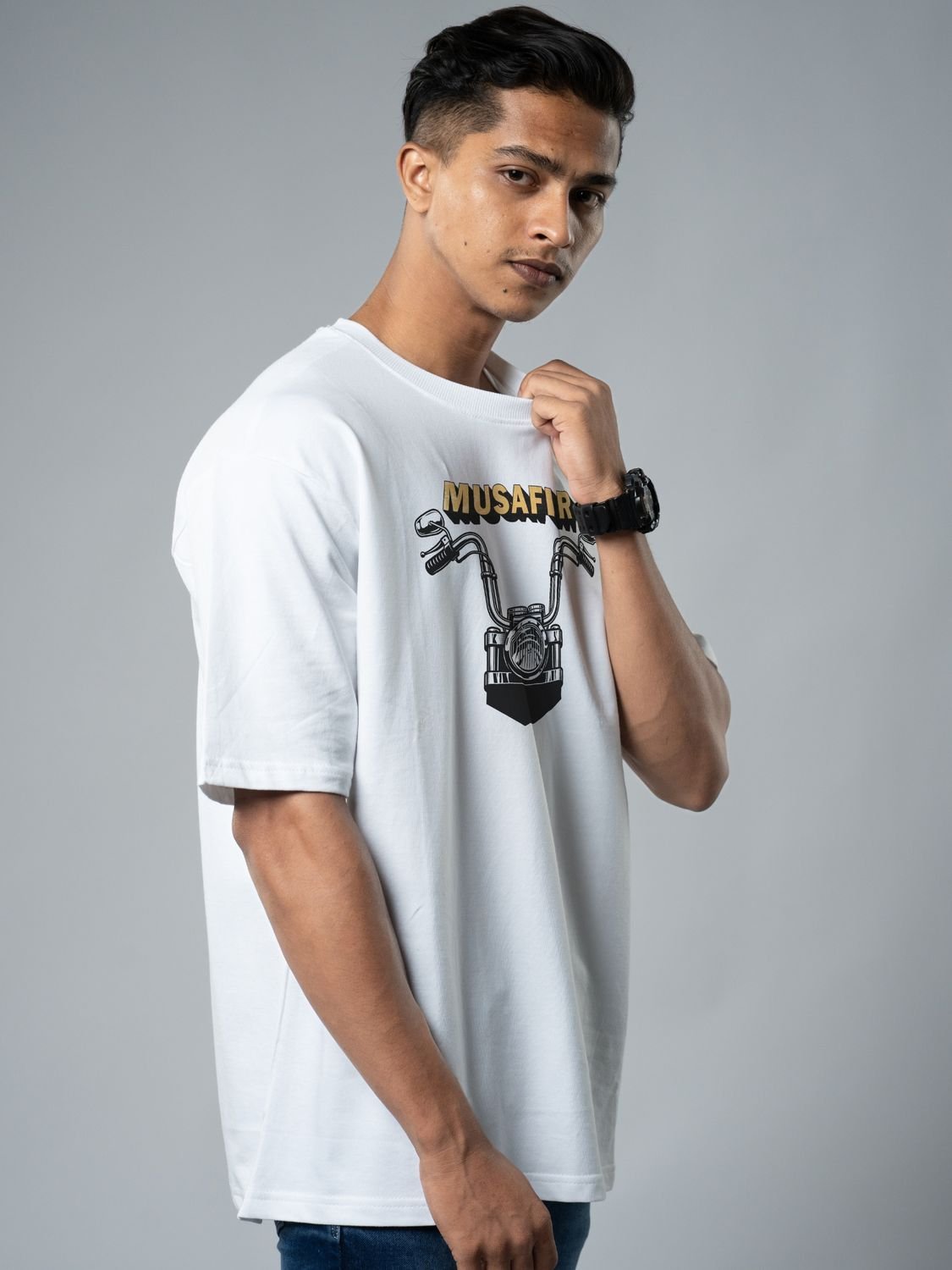 Roads to India® T-Shirt for Men – 100% Cotton Musafir Half Sleeve Round Neck Graphic Print Tee | Unisex Regular & Oversized Fit | 180/220 GSM | S–5XL | White