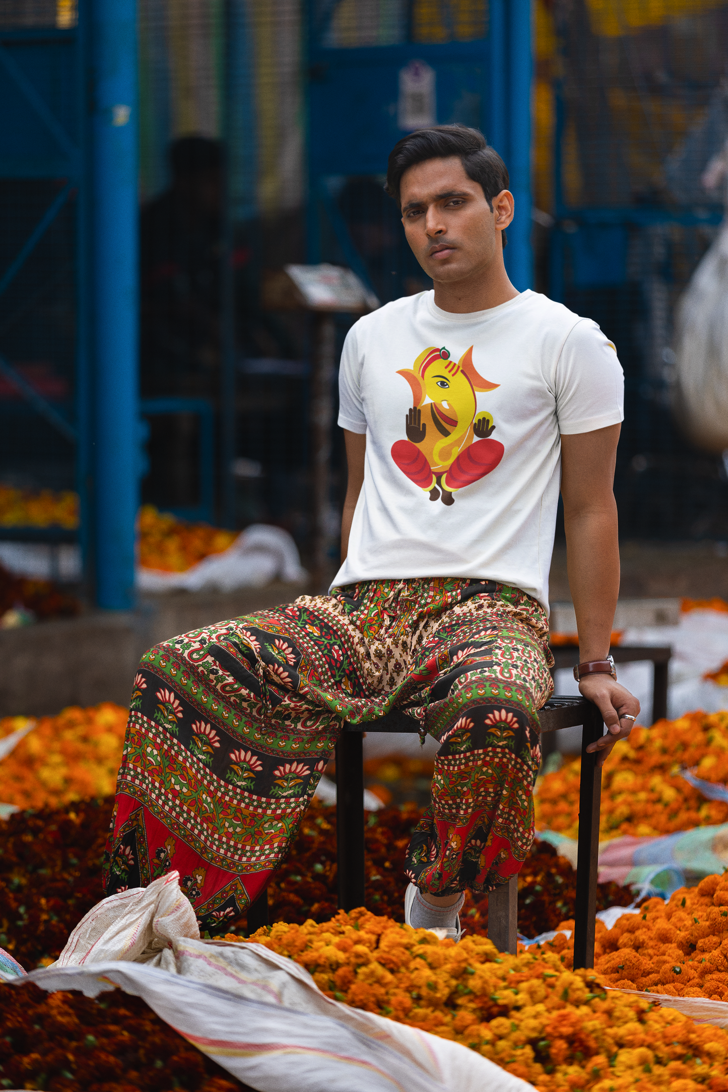 Ganesh Illustration - Exclusive Sitting Lord Ganesha -100% combed Organic cotton - Premium Quality - Unisex T shirt - Exclusive Design -  Enjoy Ganesh Chaturthi With Roads To India